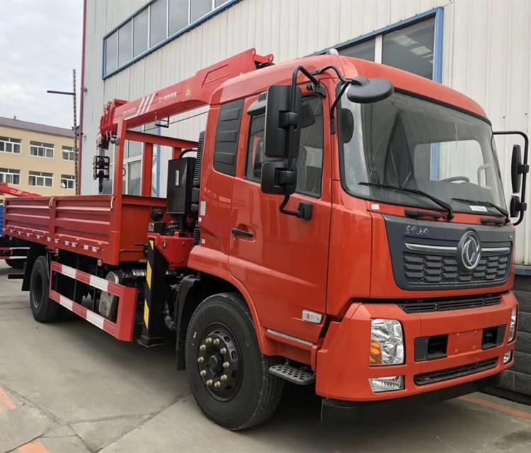 东风天锦VR随车起重运输车