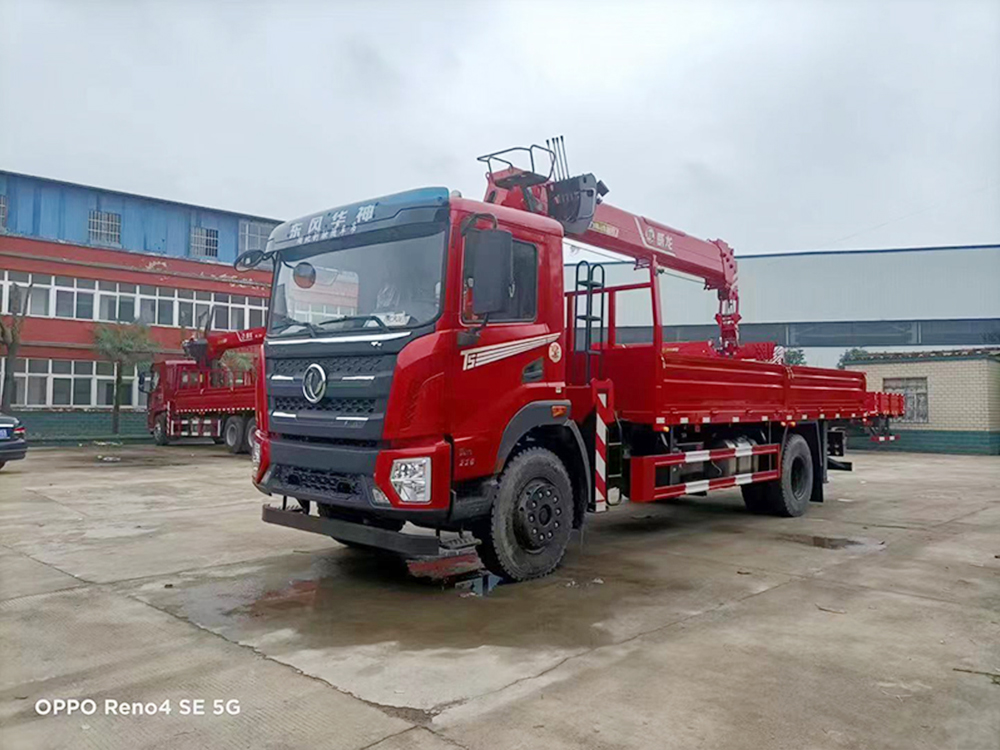 东风华神T5单桥威龙8吨随车吊