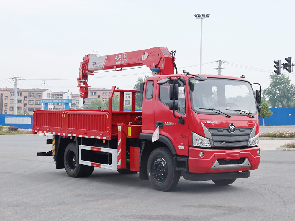 福田瑞沃长兴6.3吨随车吊